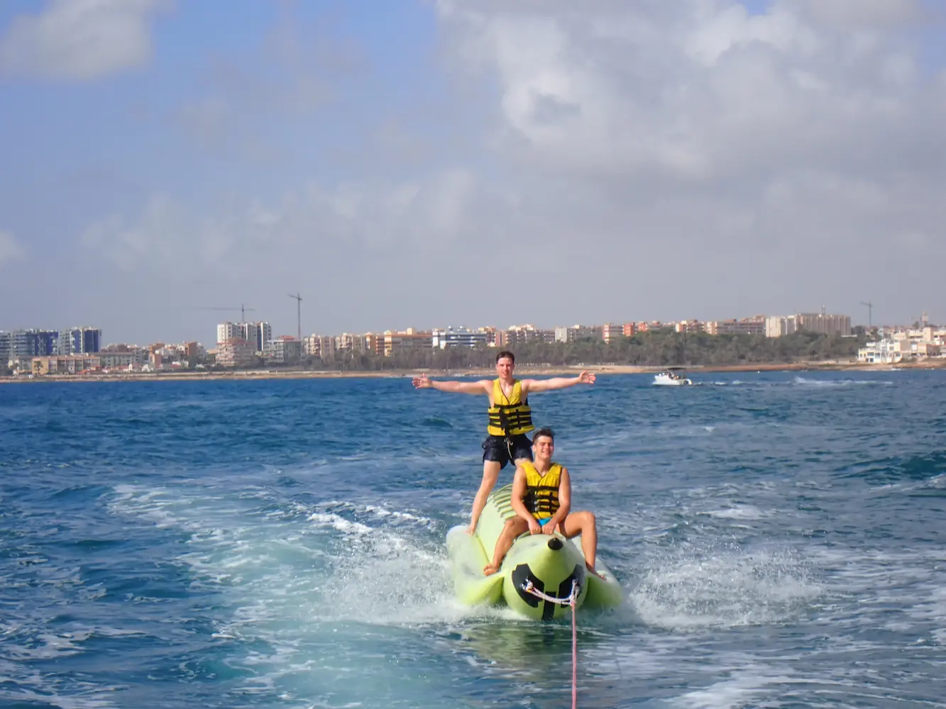Parasailing Vista